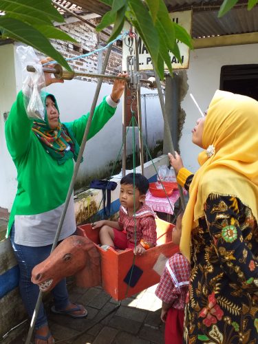 Kegiatan Penimbangan Balita di Kelurahan Patihan Kecamatan Manguharjo Kota Madiun